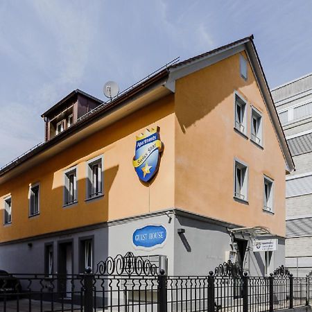 Swiss Star Guesthouse District 4 - Contactless Self Check-In Zúrich Exterior foto
